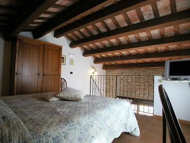 I Quattro Passeri Country House Santa Paola 0*,  Italy