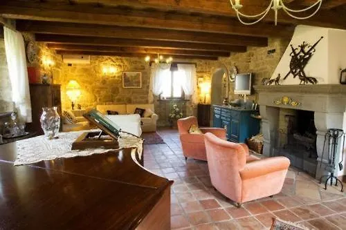 I Quattro Passeri Country House Santa Paola Italy