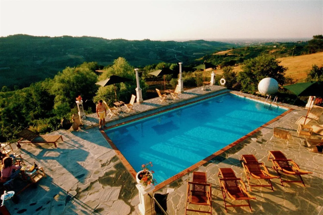 I Quattro Passeri Country House Santa Paola 0*,