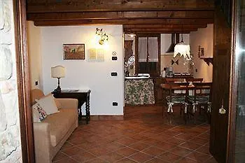 I Quattro Passeri Country House Santa Paola