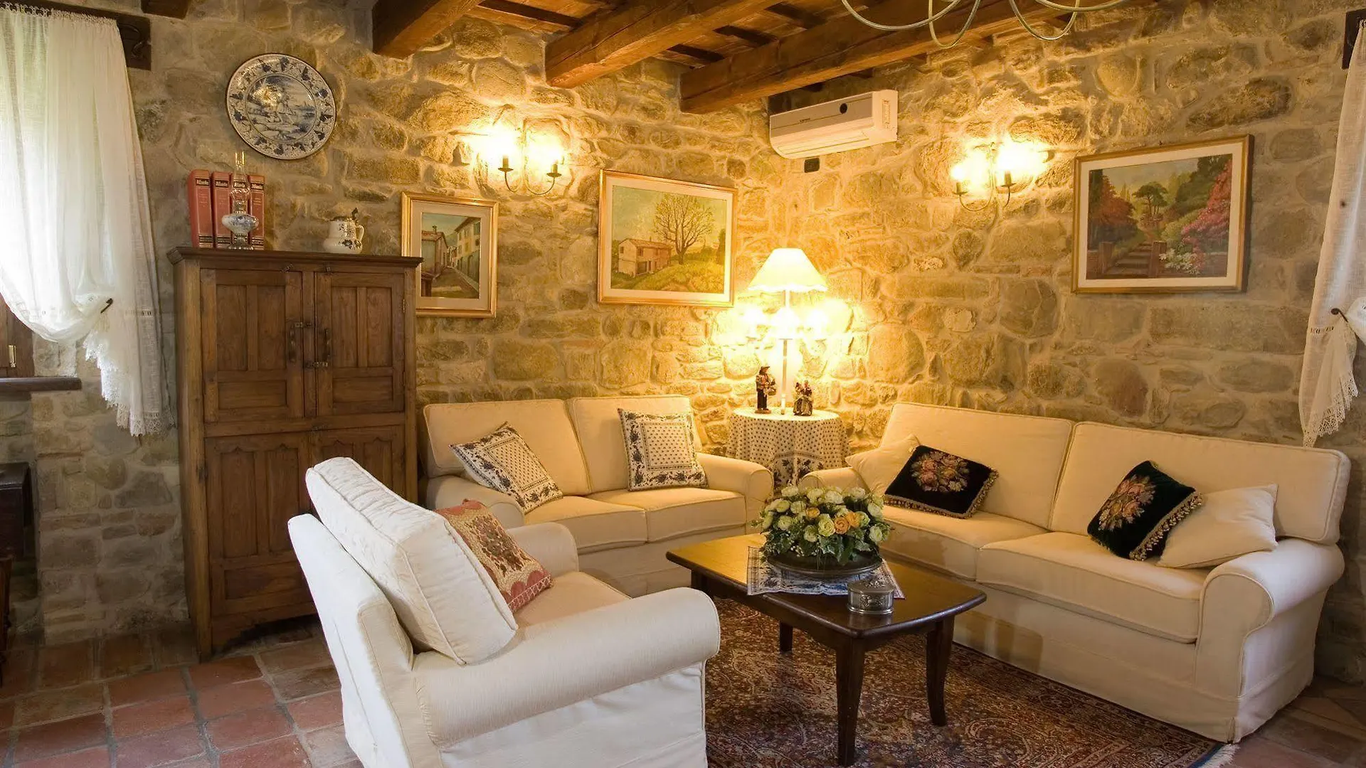 I Quattro Passeri Country House Santa Paola
